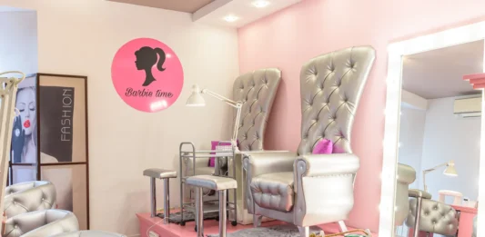 Какие услуги предоставляет салон красоты Barbie Time