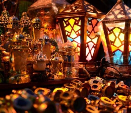 От заказа до рассвета: с какого времени можно есть в пост Рамадан с 22 марта по 21 апреля 2023 года