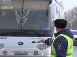 «Сплошная проверка» водителей автобусов с участием медицинских работников прошла на тюменской федеральной трассе