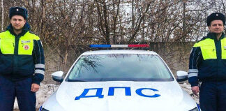 В Туле инспекторы ДПС помогли своевременно доставить ребенка с травмой в больницу
