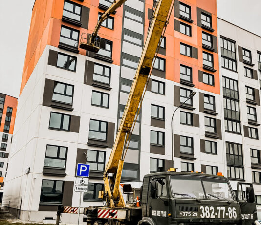 На какую высоту может подняться автовышка?