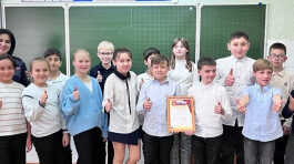 Автоинспекторы Кабардино-Балкарии провели творческий конкурс для школьников «ПДД на ватмане»