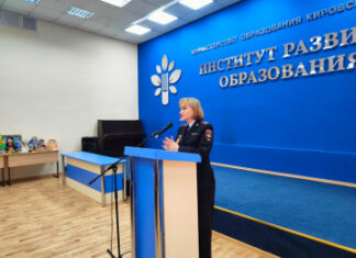 Кировские автоинспекторы напомнили руководителям детских лагерей правила организованных перевозок групп детей