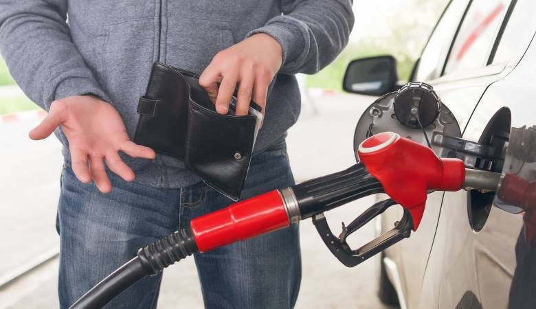 
Бензин стремительно дорожает: что будет с ценами на АЗС летом                