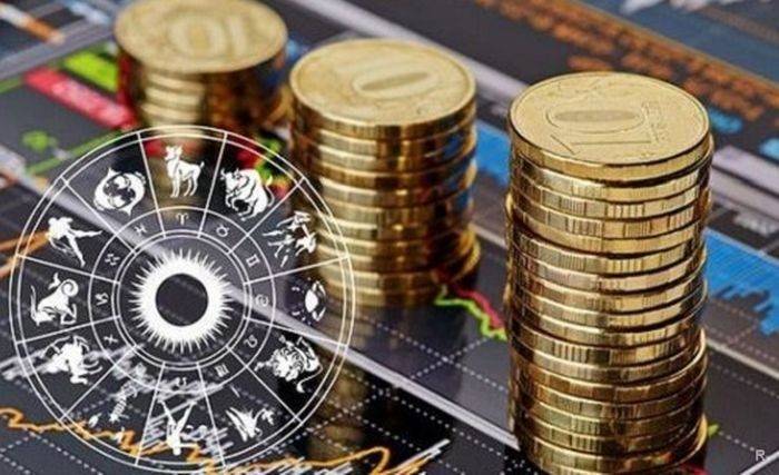 
Что будет с деньгами в начале лета 2023 года: финансовый гороскоп на июнь                