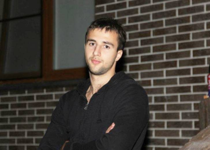 
Экс-футболист «Спартака» Каракин умер после аварии на уличных гонках                