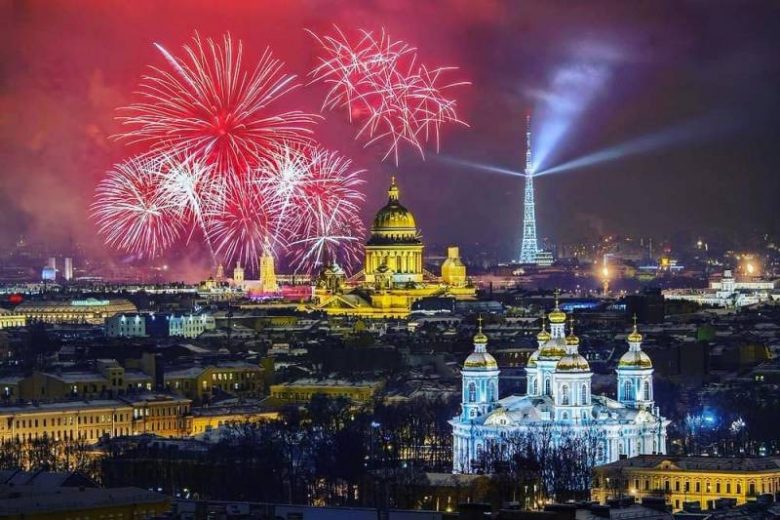 
Куда сходить в День города Санкт-Петербурга 27 мая 2023 года: праздничная программа                