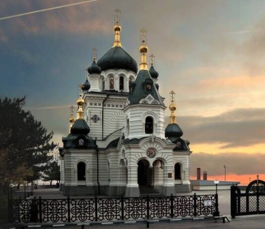 Можно ли в эти выходные, 20 и 21 мая, сажать рассаду, посещать кладбище, убираться дома, работать на огороде