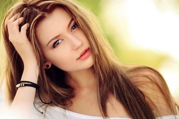 
На сколько сантиметров в месяц отрастают волосы                
