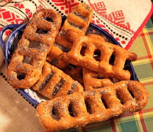 Пошаговый рецепт невероятно вкусной «лесенки» на Вознесение Господне