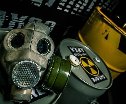 После взрыва снарядов с обедненным ураном в Хмельницком происходят странные события