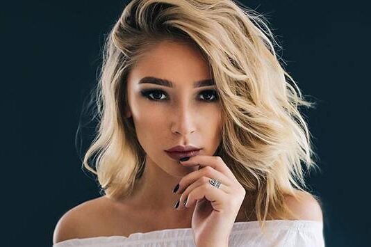 Самого богатого блогера Анастасию Ивлееву проверяют на неуплату налогов