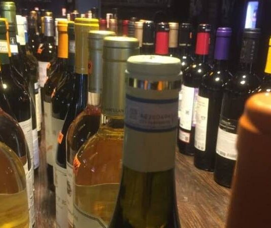 «Самые стойкие»: от употребления каких алкогольных напитков дольше сохраняется запах перегара