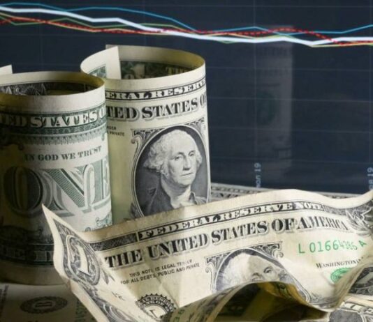 Сенсационный прогноз: что будет с курсом доллара с 1 июня и в чем опасность нового кризиса