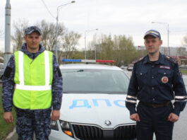 Сотрудники Госавтоинспекции Хакасии оказали помощь водителю, которому стало плохо за рулём