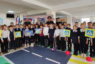 В Бурятии уполномоченный по правам ребенка дала школьникам советы по безопасному поведению на дороге во время летних каникул