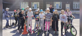 Белгородские автоинспекторы развернули практические курсы по безопасному использованию двухколесного транспорта на площадке школьных лагерей