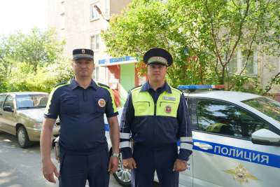 
        В Липецкой области автоинспекторы спасли жизнь мужчине, получившему серьезную бытовую травму    