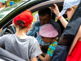 В рамках летней оздоровительном кампании сотрудники Госавтоинспекции Свердловской области проводят полезные практикумы по безопасности на дороге