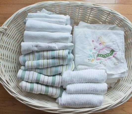 Как быстро отстирать затхлые полотенца и убрать плохой запах навсегда