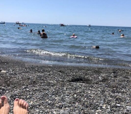 Опасность воды: что сегодня происходит с Черным морем, можно ли купаться