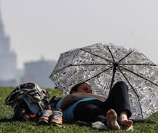 Рекордное количество осадков и жуткие штормовые грозы и дожди: прогноз погоды для Центральной России, Урала и Сибири