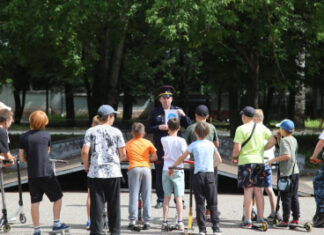 Скейт-парк стал образовательной площадкой по ПДД для юных кировчан