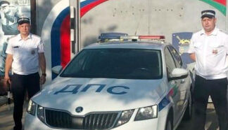 В Краснодарском крае госавтоинспекторы сопроводили в больницу семью с ребенком, нуждавшимся в экстренной медицинской помощи