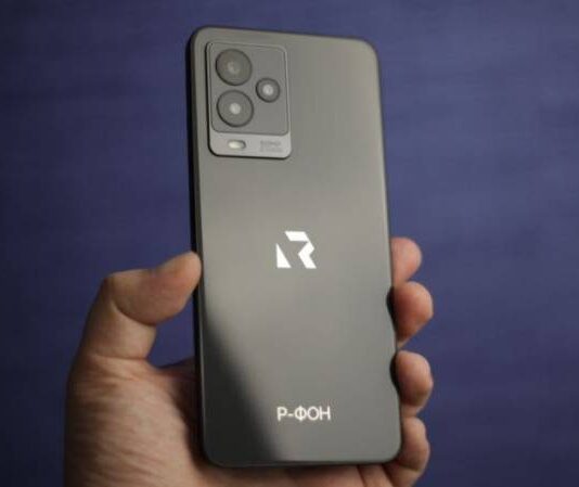 Первые кадры российского смартфона «Р-ФОН»: какие у него преимущества