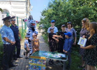 Воспитанники социально-реабилитационного центра Белгородской области стали участниками театрализованного интерактива по правилам дорожного движения