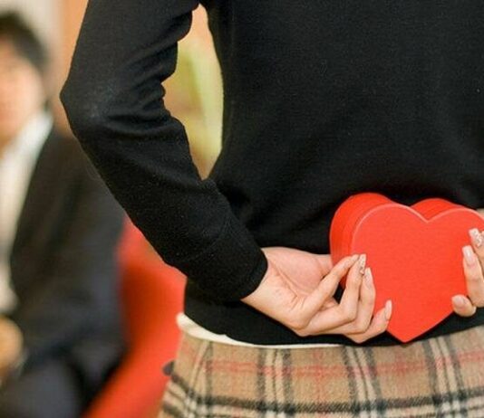 День первой любви: праздник ностальгии и добрые пожелания