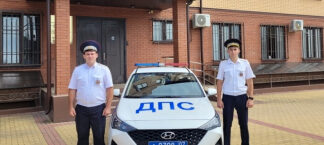 Инспекторы ДПС Кабардино-Балкарии помогли мужчине с открытым переломом ноги вовремя получить медицинскую помощь