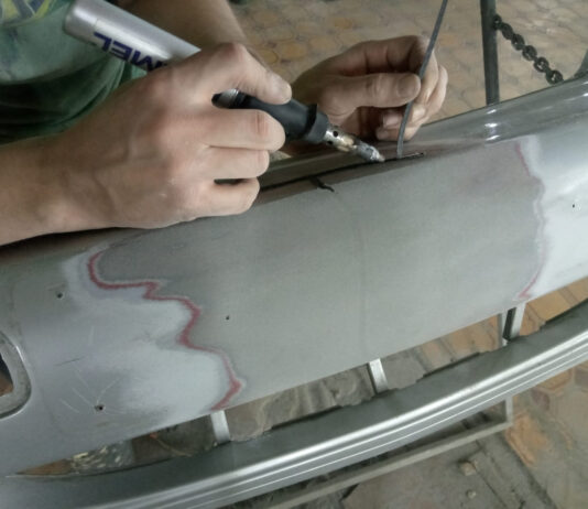 Мастерство восстановления: секреты качественного ремонта бамперов