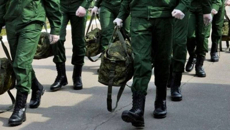 
Сотни россиян мобилизовали на СВО по ошибке: что с ними сейчас и планируется ли новый призыв мобилизованных на спецоперацию                