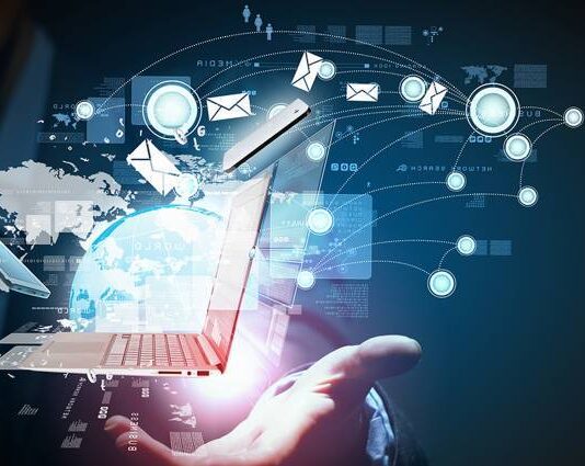 Топ-5 специальностей в IT, которые вы сможете освоить за пару месяцев