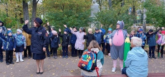 В Кировской области автоинспекторы помогают школьникам освоить маршруты безопасности