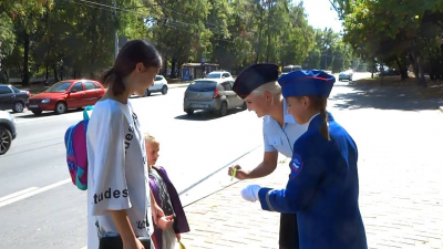 
        В Ставрополе ЮИДовцы и автоинспекторы проводят уроки-практикумы по ПДД с воспитанниками дошкольных учреждений    