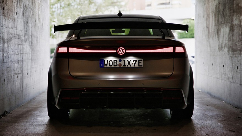 Volkswagen ID.X Performance: представлен предвестник «заряженного» лифтбека ID.7