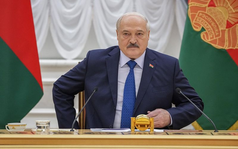 
            Лукашенко анонсировал появление первого белорусского электрокара
        