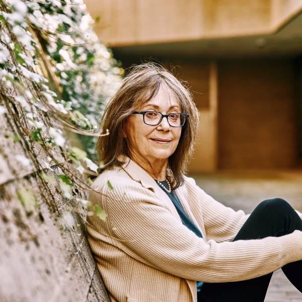 
Древние мифы и бабушкины сказки: «Тысячеликая героиня» и феминистская революция в мифологии                