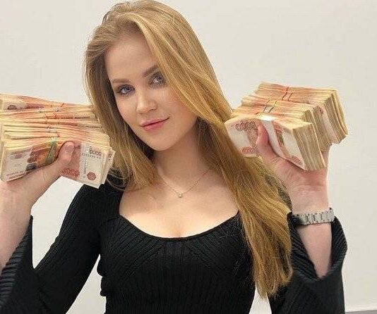 Эскортница Робигуд раскрыла секреты заработка и рассказала, почему вызовы лучше, чем порно