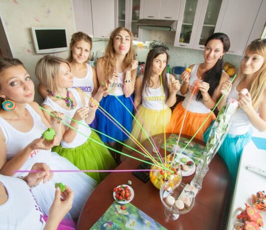 Как удивить нежданных гостей: топ-5 идей для оригинального приема