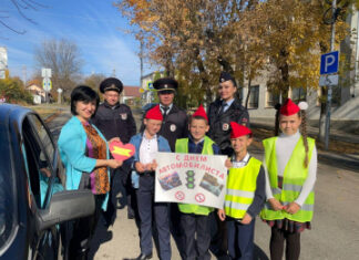 На Ставрополье в преддверии Дня автомобилиста поздравили водителей спасательных служб и дисциплинированных пассажироперевозчиков