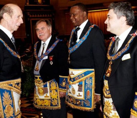 Секретные связи: королевская семья Великобритании и масонство