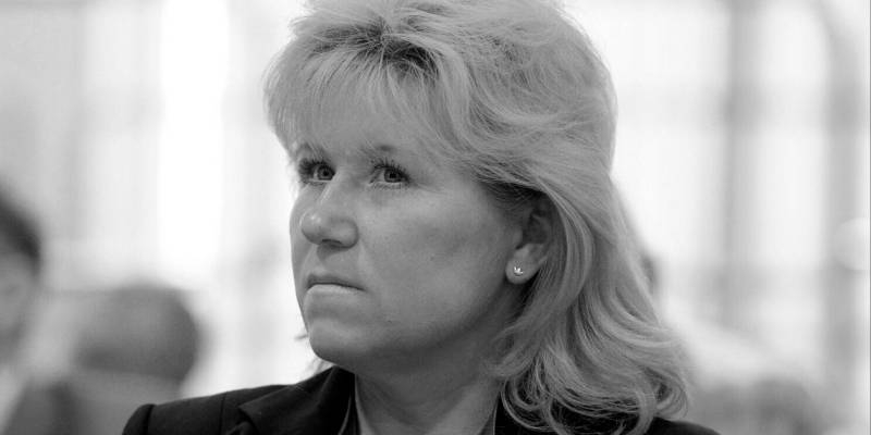 
Скорбим о потере: олимпийская чемпионка Анфиса Резцова похоронена на Троекуровском кладбище                