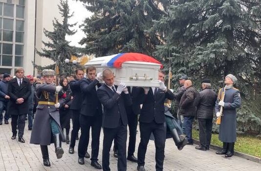 Скорбим о потере: олимпийская чемпионка Анфиса Резцова похоронена на Троекуровском кладбище