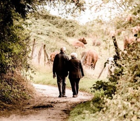 Светлые открытки и чистые поздравления в Покровскую родительскую субботу 7 октября 2023 года