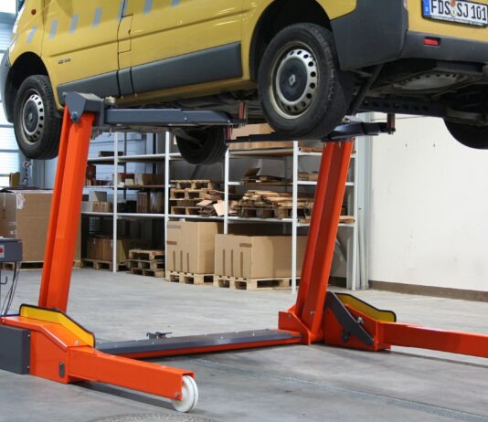 Восстановление мощности: ремонт автомобильных подъемников