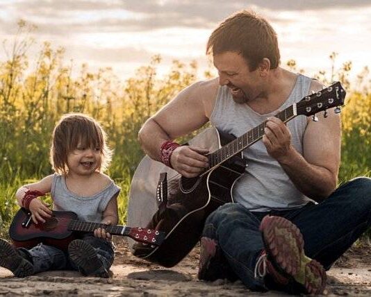 День сыновей 22 ноября: открытки, картинки и поздравления в семейный праздник