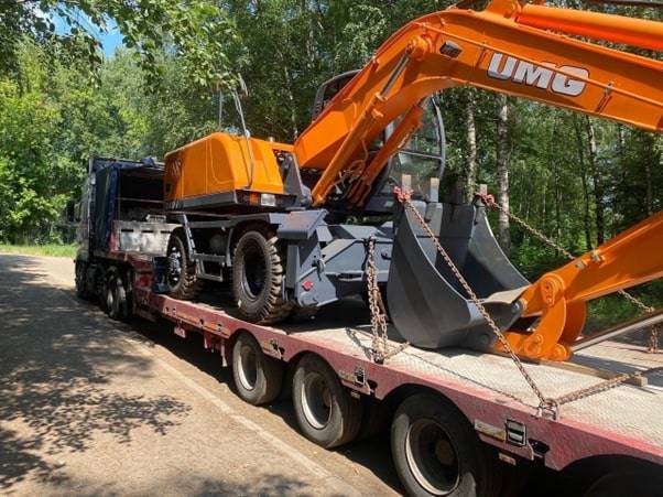 
Доставка крупных тяжеловесных и негабаритных грузов автотранспортом — тралом                